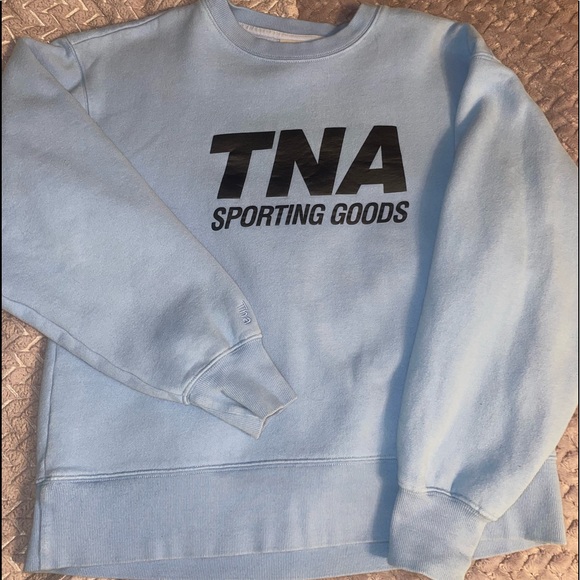 Aritzia / TNA - Long Sleeve Crew Neck - Picture 2 of 3
